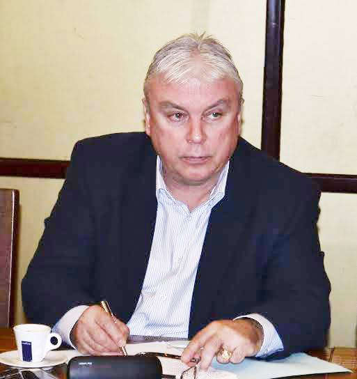 Пари и власт | Евгени Стоев, ГЕРБ:  Поведението на ДСБ и  Радан Кънев всява у хората  несигурност и тревожност