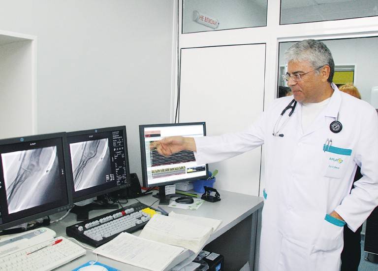 Здраве | Показаха модерна апаратура  в кардиологията на МОБАЛ