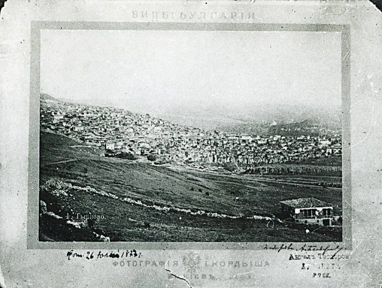 Общество | Пощенските картички – най-популярните и сантиментални посланици на старо Търново