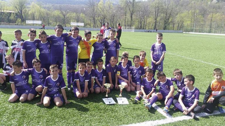 Децата на “Етър” безпогрешни на турнир в Царева ливада