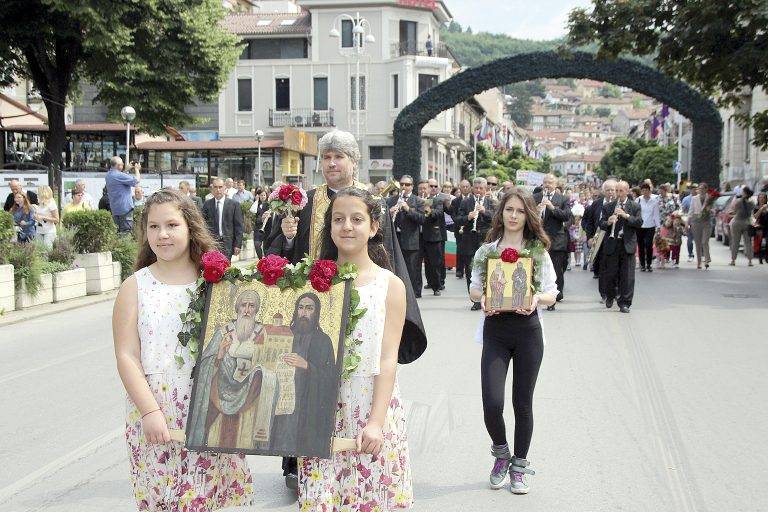 Четирима са номинирани за „Учител на годината“