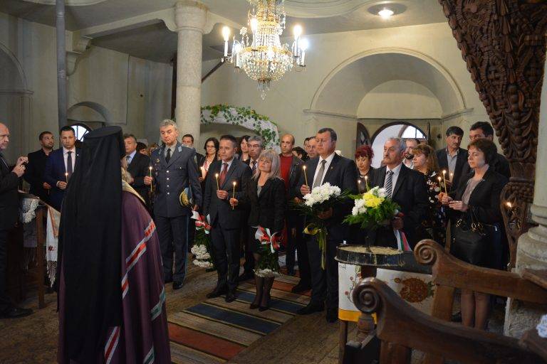 Бяла черква празнува 40 години като град и 140 години от Априлското въстание