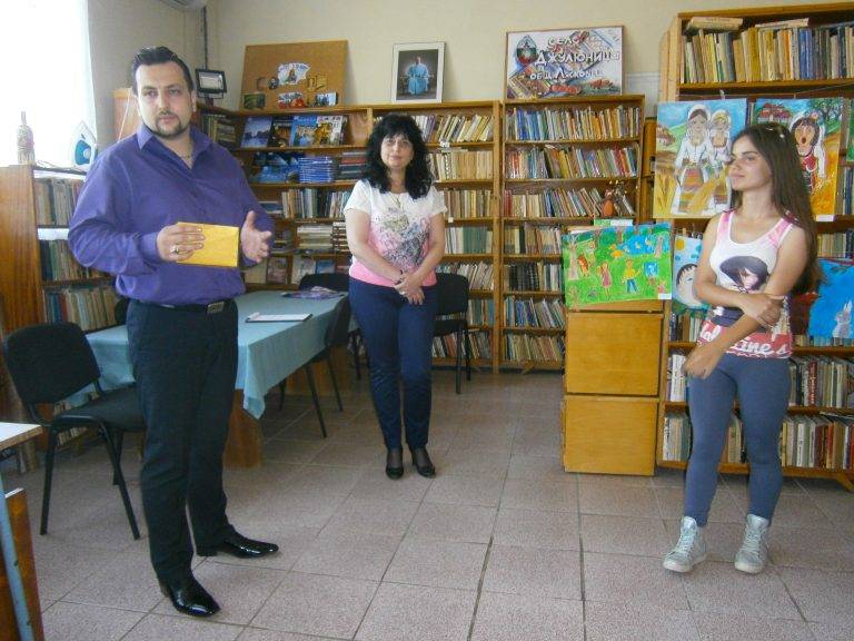 16 млади художници с награди от областния конкурс в чест на поета Цоньо Калчев