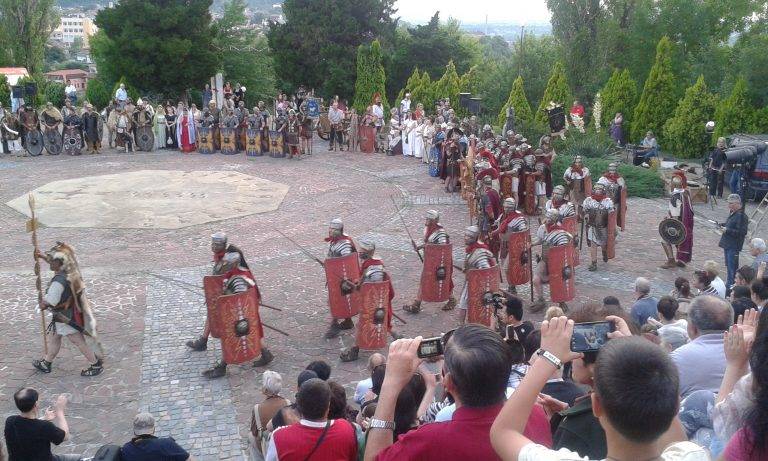 С уникално огнено шоу бе открито  Дванадесетото издание на фестивала „Орел на Дунава”