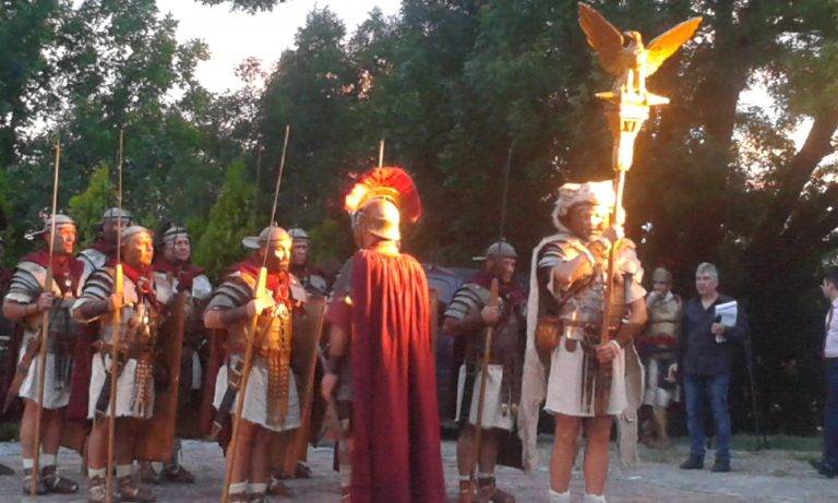 С уникално огнено шоу бе открито  Дванадесетото издание на фестивала „Орел на Дунава”