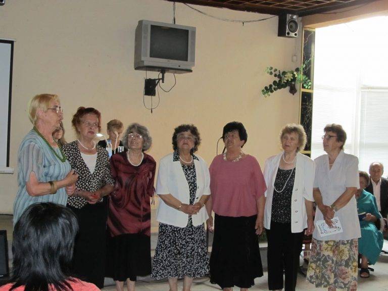 Поетична антология издадоха лясковските творци в навечерието на Петровден