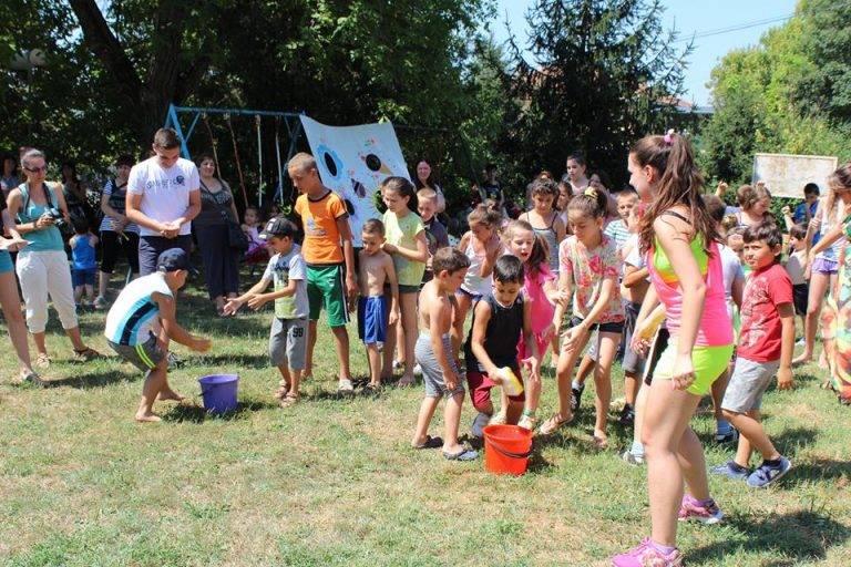 Водни приключения радват децата от  община Горна Оряховица през лятото