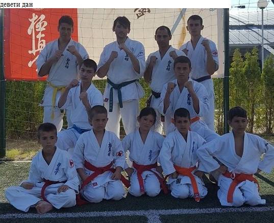 Горещи новини | Майстори от Япония обучаваха каратисти  от Спортен клуб  „Академик” – Свищов