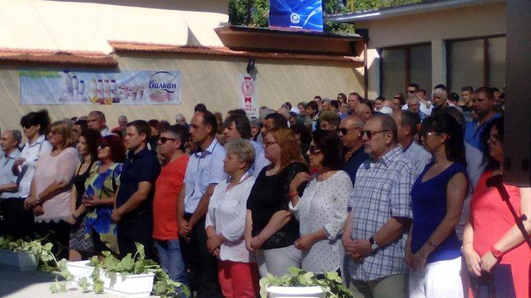 Отвори врати шестото издание на „Фолклорен извор” в село Царевец