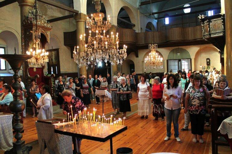 Празник на храм “Успение на Пресвета Богородица” в град Елена