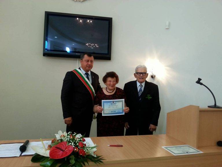 Горещи новини | 22 златни и една каменна сватби организираха в Павликени