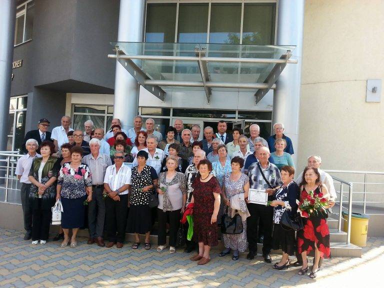 22 златни и една каменна сватби организираха в Павликени