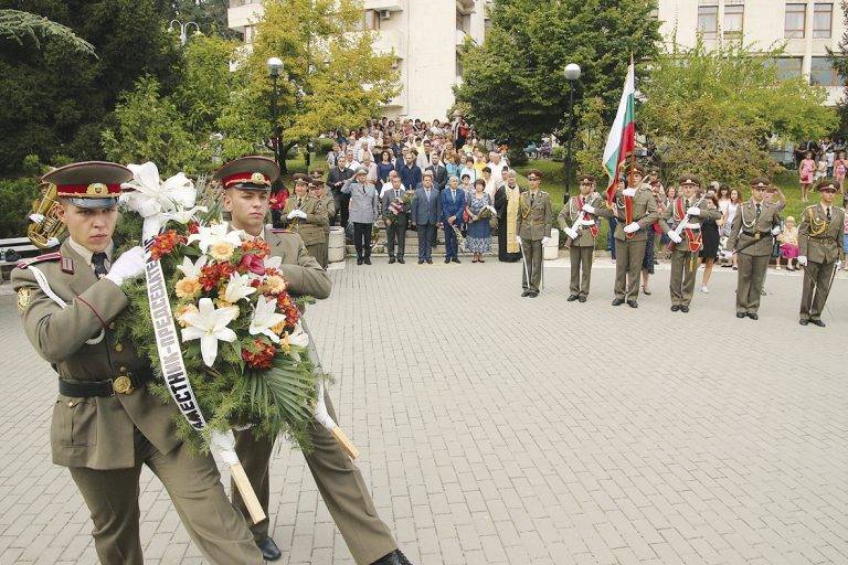 Общество | Временно затварят улици на 6-ти септември