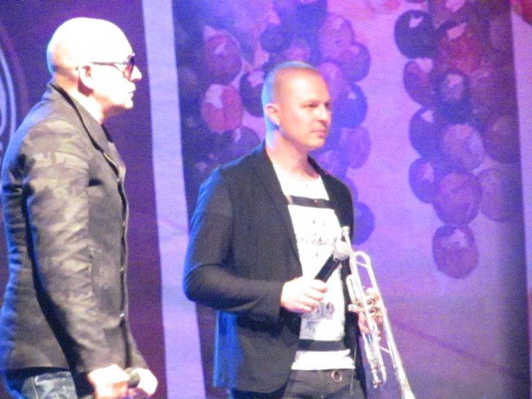 Хиляди се забавляваха с Годжи, Гъмзата, Нели Петкова и Борис Солтарийски в Свищов