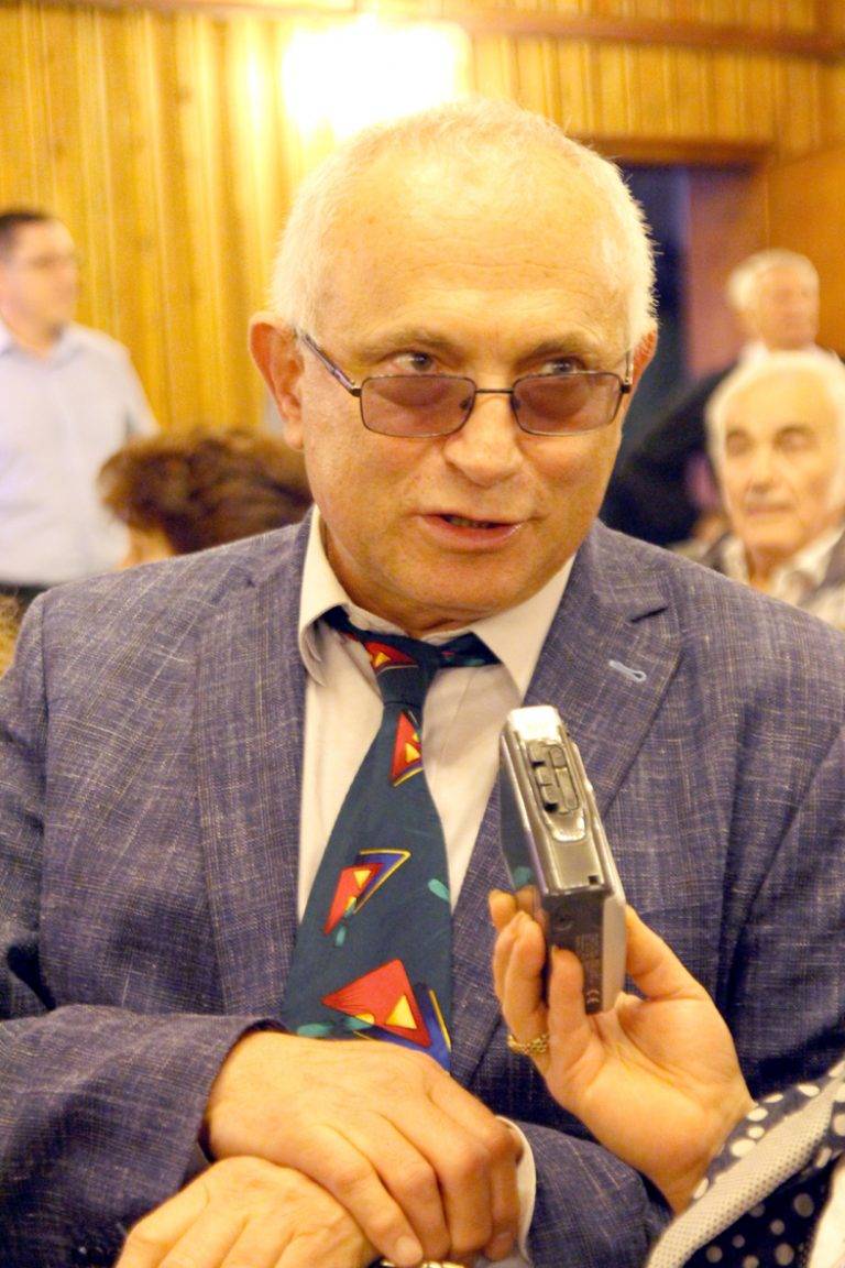 Здраве | Проф. д-р Ташко Делийски, началник на онкоклиниката при УМБАЛ “Д-р Георги Странски”, Плевен: “Вече може да прогнозираме  дали има риск една жена да  се разболее от рак на гърдата”