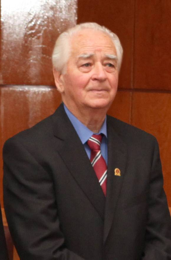 Горещи новини | Почина доайенът на Стопанска академия  проф. д-р ик.н. Радко Радков