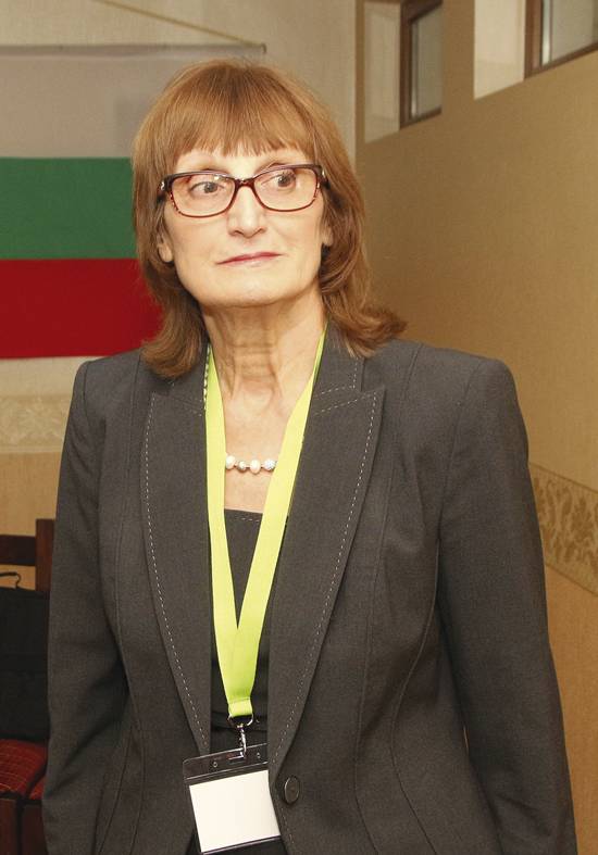 Здраве | Проф. Мая Константинова: Диабетът може да се контролира онлайн, дори пациентът да е на другия край на света