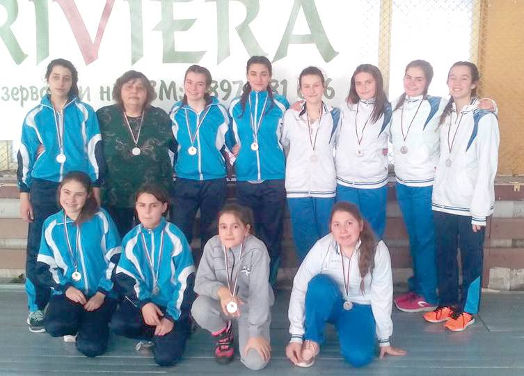 Спорт | Сребро на момичетата от ХК “Нове-99” за Купата на България до 14 години