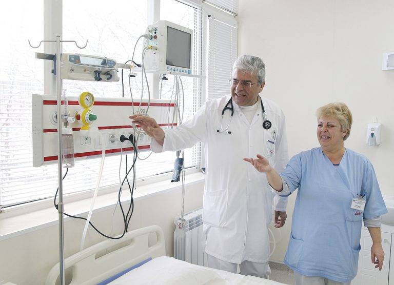 Здраве | След 30 години обновиха интензивния сектор на кардиологията при МОБАЛ