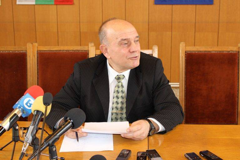 Новият областен управител има решение на  проблема с Присовските завои