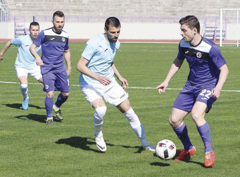 Спорт | “Етър” и “Дунав” завършиха  в интересен мач без голове