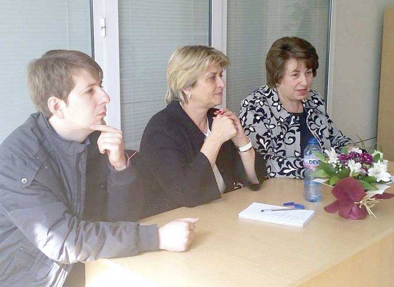 Пари и власт | “БСП за България” ще възстанови допълнителната годишна субсидия за българските читалища