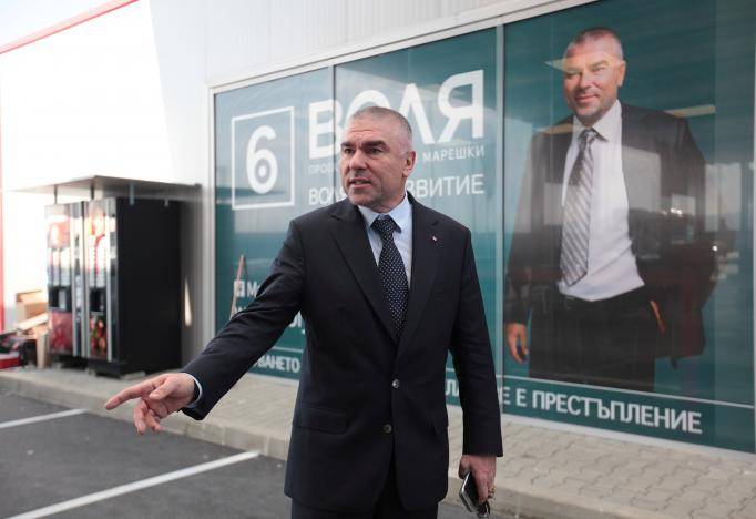 Горещи новини | РОЙТЕРС: Гневът към корумпираните политици може да отвори вратата за Марешки