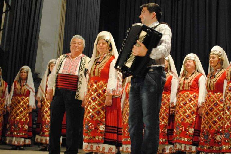 Възрастни спортисти от Свищов благодариха на Милен Михов за подкрепата