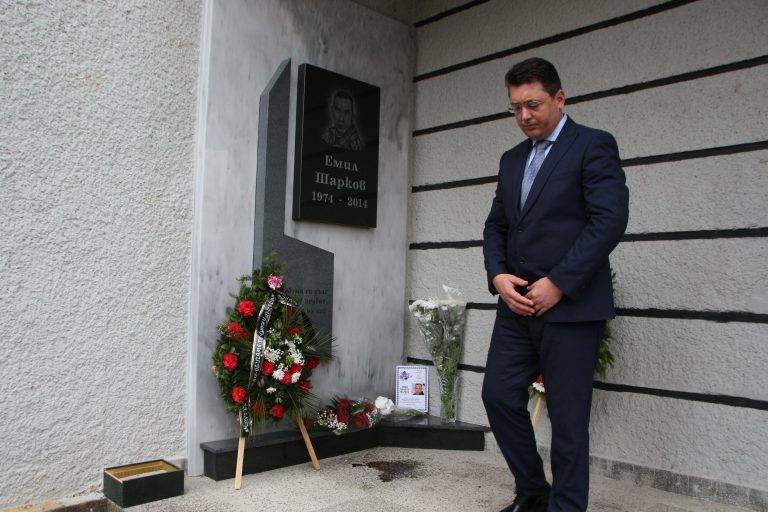 Вътрешният министър дойде в Лясковец за  3-годишнината от смъртта на командоса Шарков
