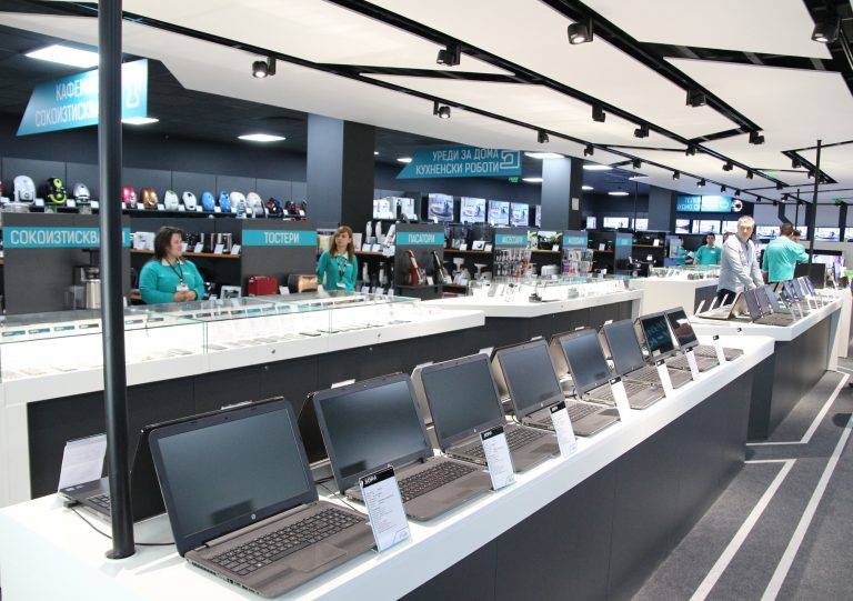 Над 10 000 артикула предлага новият хипермаркет ЗОРА