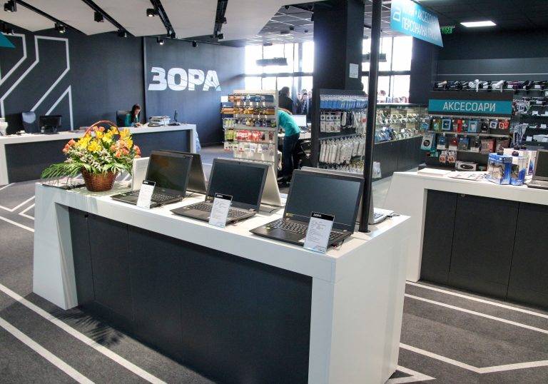 Над 10 000 артикула предлага новият хипермаркет ЗОРА