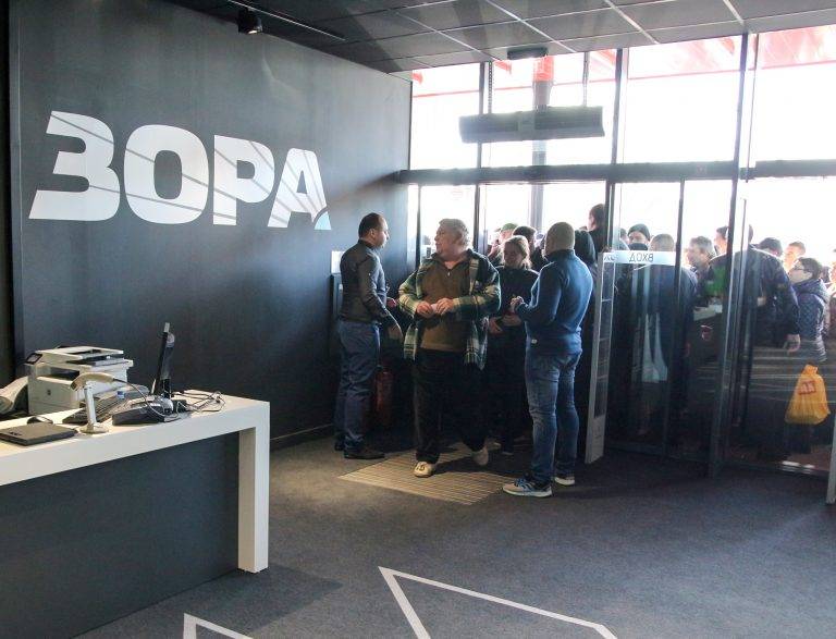 Над 10 000 артикула предлага новият хипермаркет ЗОРА