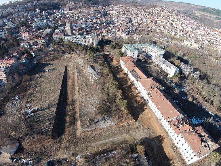 Горещи новини | Архитекти от над 10 държави с идеи за новия градски център на В. Търново