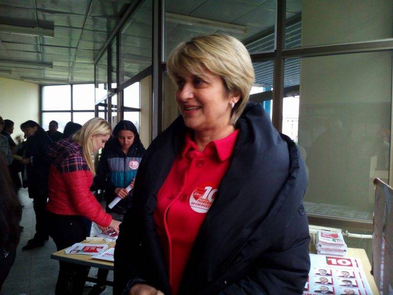 Горещи новини | Весела Лечева:  Искаме радикална промяна на модела –  от икономика  за  Цветанов и приближените му,  към икономика работеща за великотърновци