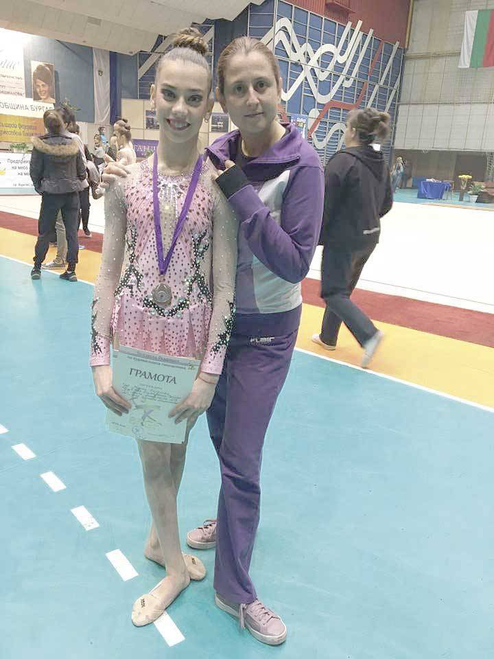 Спорт | Мария Ангелова със сребро и бронз от  международния турнир “Жулиета Шишманова”