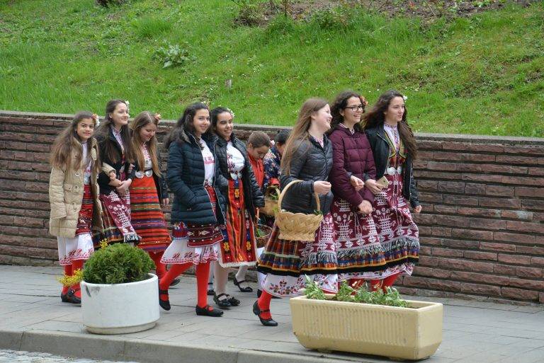 Лазаруване в Елена