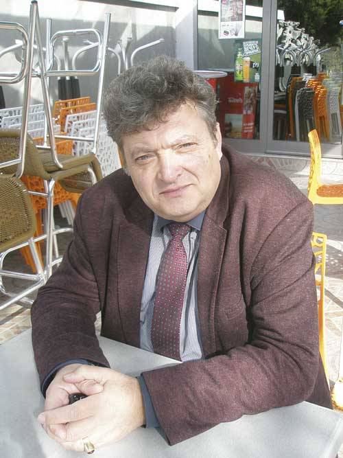 Здраве | Военният лекар д-р Мирослав Панайотов  над 30 пъти е дарявал кръв