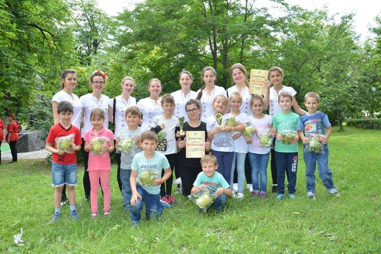 „Балканджийче“ от Елена с три награди от надиграването в Чирпан