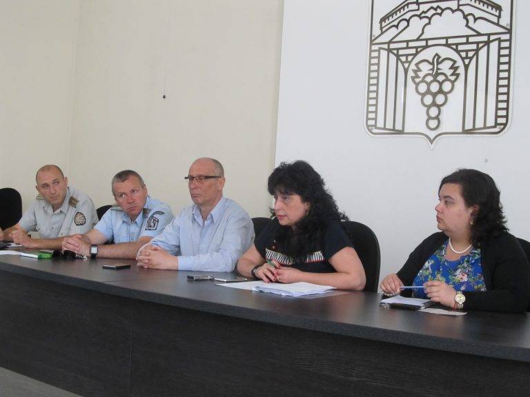 На среща в Община Лясковец обсъдиха превантивни мерки за жътвената кампания