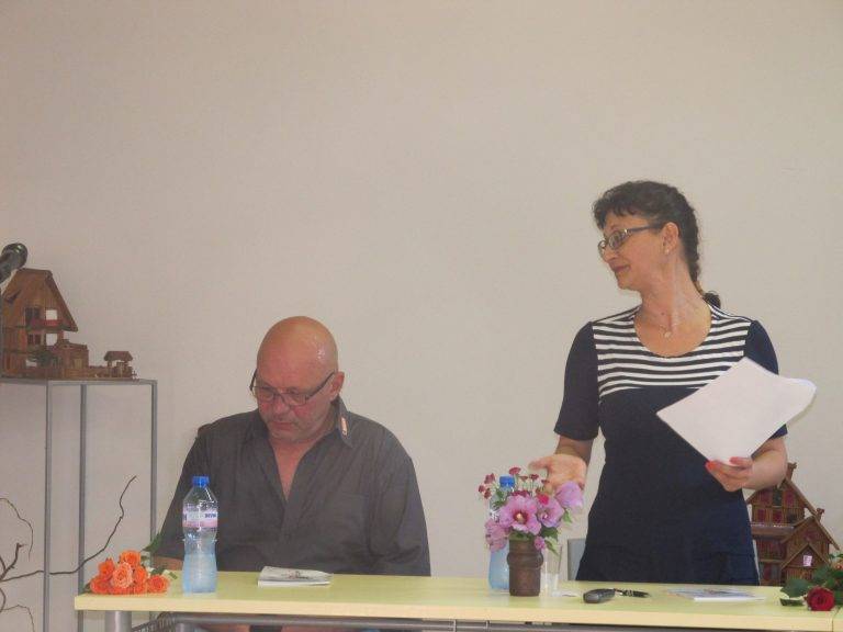 В навечерието на Петровден Община Лясковец издаде стиховете на поета Пламен Капинчев