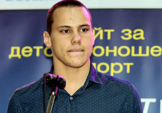 Павликени | Антъни Иванов става почетен гражданин на Павликени