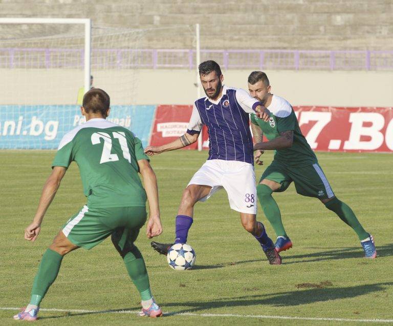 Спорт | “Етър” срещу “Пирин” на  7 май, реваншът е на 14 май