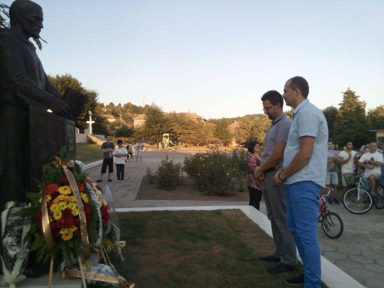 Паметник на Епископ Филип Станиславов издигнаха в родното му село Ореш