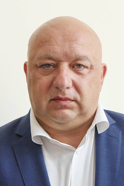 Горещи новини | Министърът на спорта обеща  средства за Спортното училище