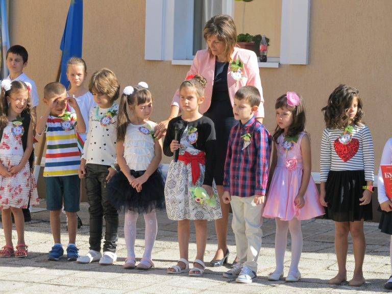 В Лясковец тържествено бе открита новата учебна година