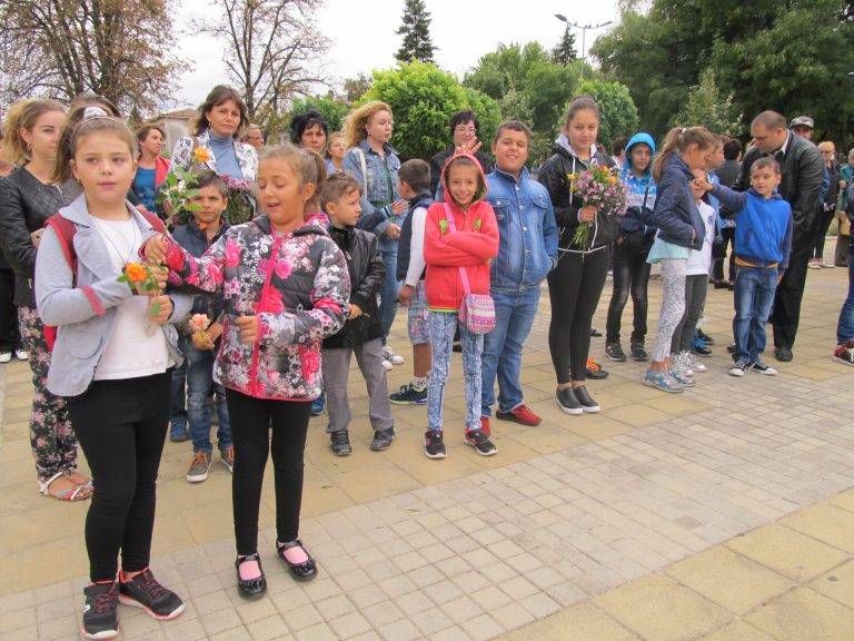 Горещи новини | Лясковчани отбелязаха 109 години Независимост