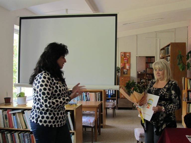 Представяне на любовна трилогия бе направено в лясковската библиотека