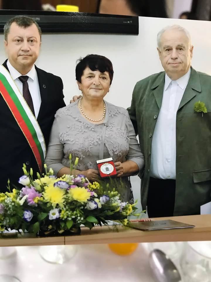 След 50 години „златни“ младоженци вдигнаха отново наздравица