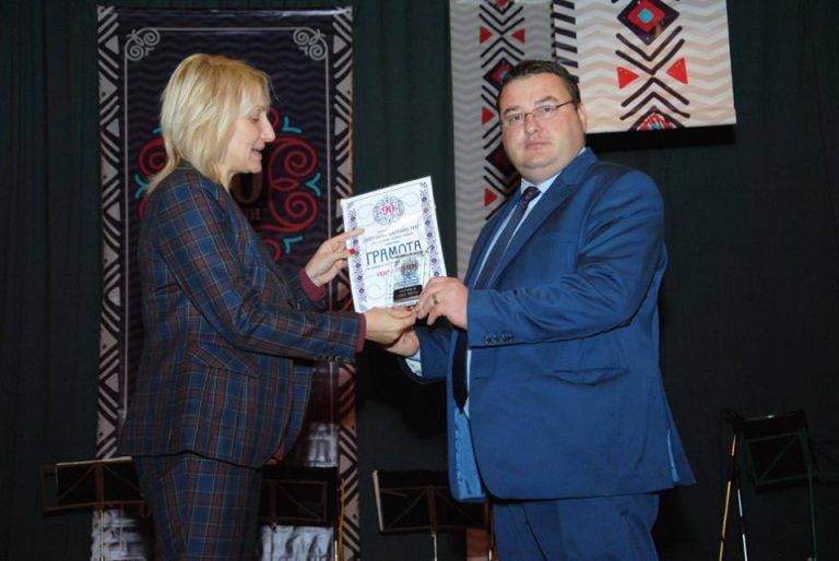 Горещи новини | 90-годишнина отпразнува  читалището в с. Царевец