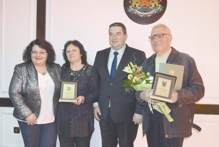 Горна Оряховица | Илия Тихов представи книгата си за деца в Горна Оряховица